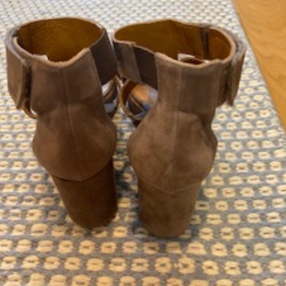 NEW without tags, pristine COCLICO sueded-leather platform sandal! - Picture 4 of 9